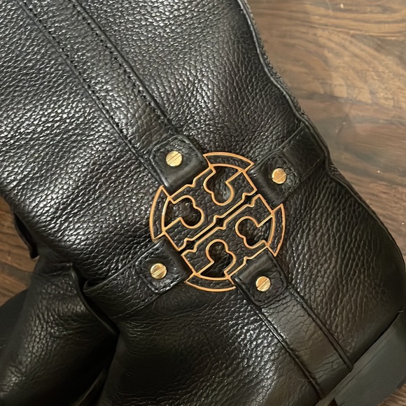 Tory Burch black riding boot size 6.5 - Picture 5 of 10
